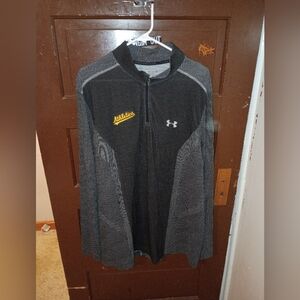 EUC Men's Under Armour Light Weight Pullover 2XL